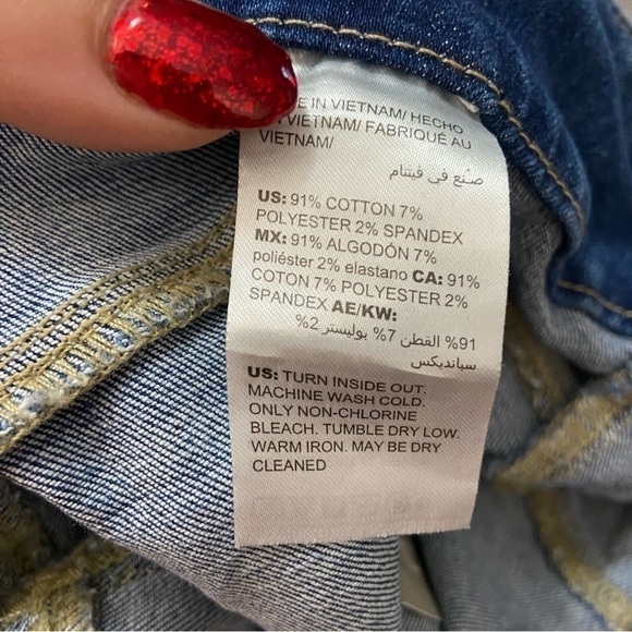 𝅺NEW CHICOS SZ 4 Destructed Pull-On Jeggings - Picture 5 of 6